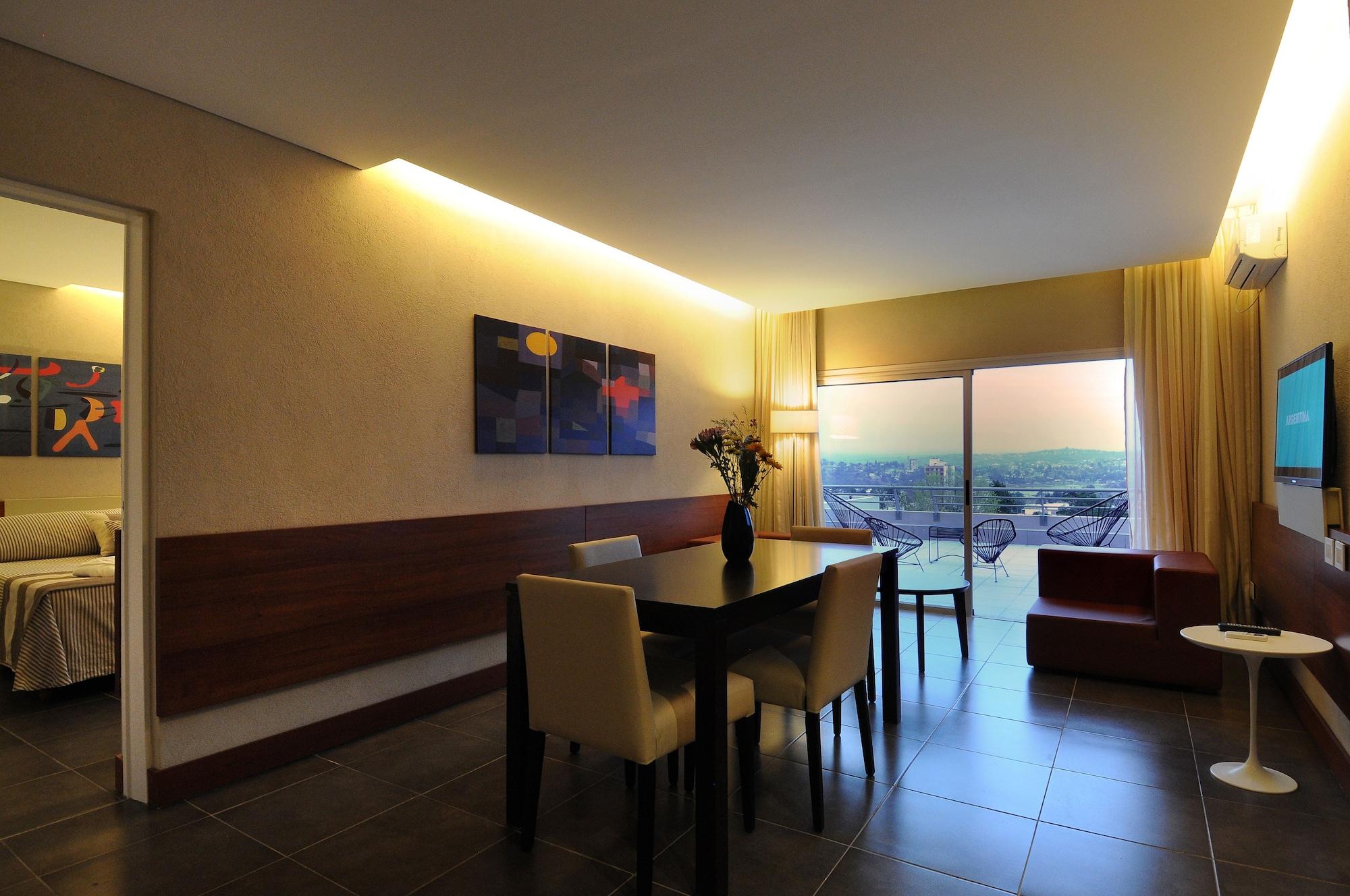 Pinares Panorama Suites, Spa & Convention Center 비야카를로스파스 외부 사진