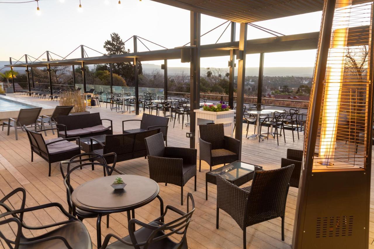Pinares Panorama Suites, Spa & Convention Center 비야카를로스파스 외부 사진