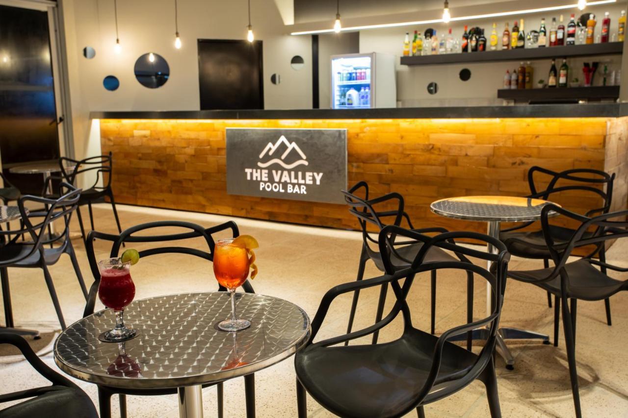 Pinares Panorama Suites, Spa & Convention Center 비야카를로스파스 외부 사진