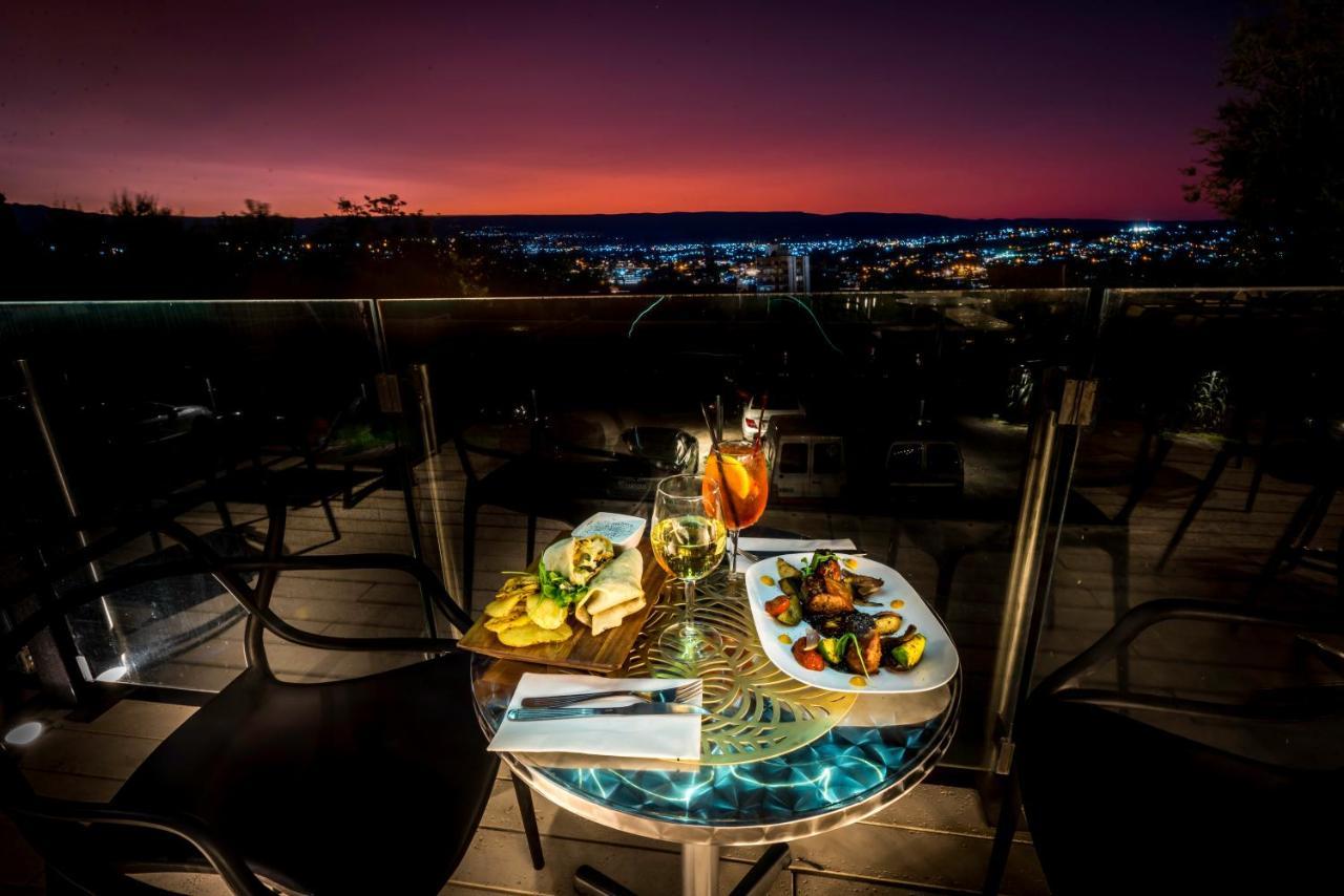 Pinares Panorama Suites, Spa & Convention Center 비야카를로스파스 외부 사진