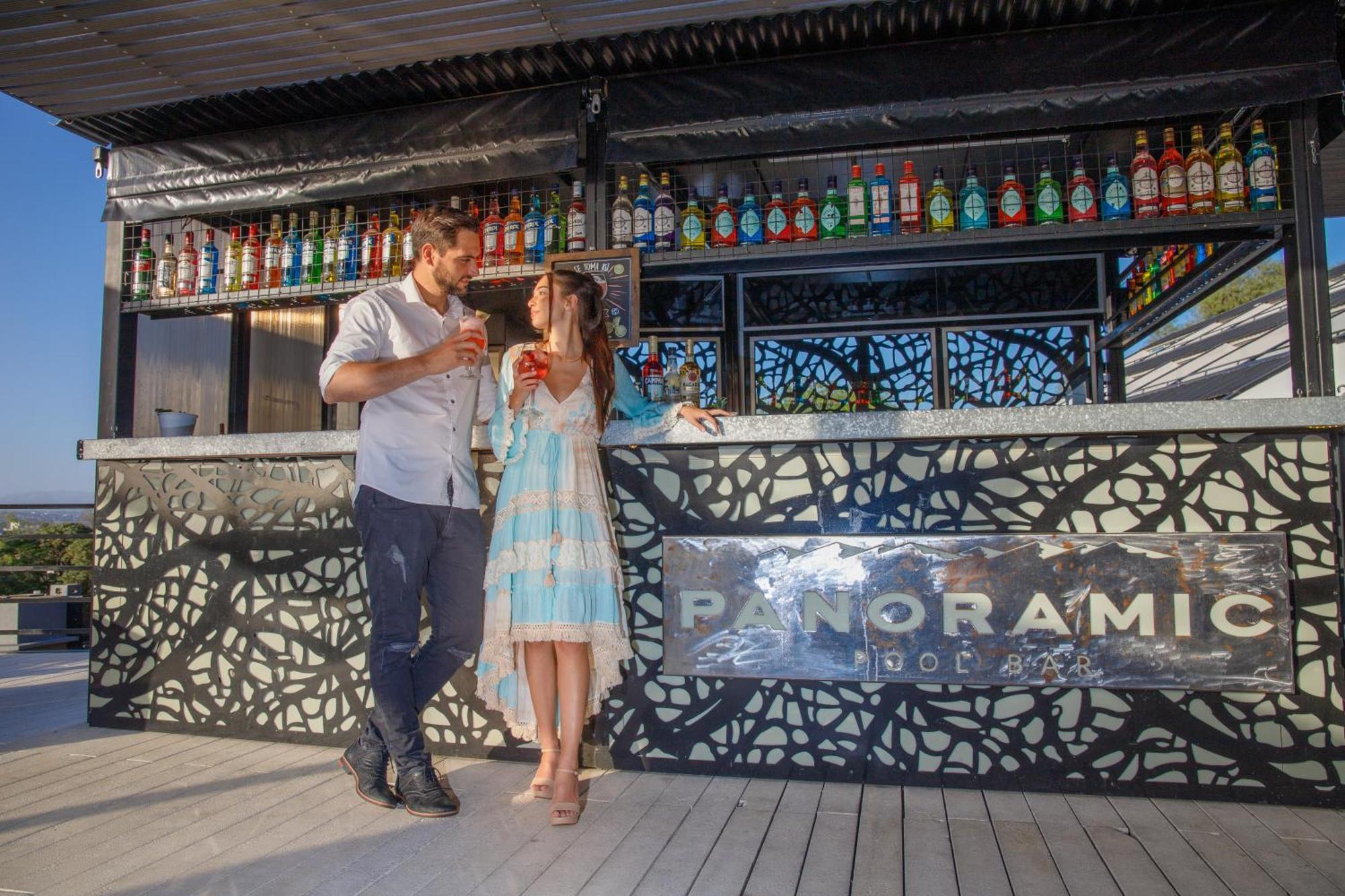Pinares Panorama Suites, Spa & Convention Center 비야카를로스파스 외부 사진