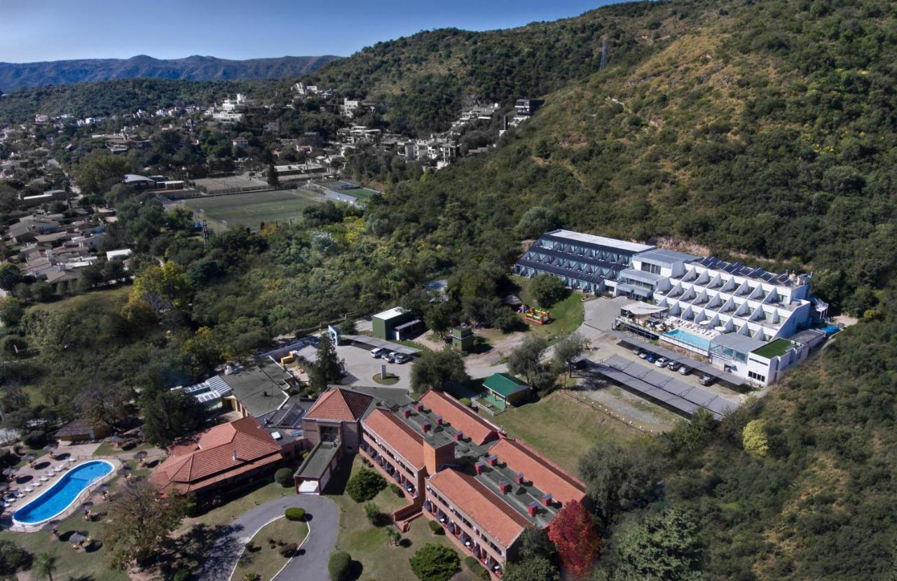 Pinares Panorama Suites, Spa & Convention Center 비야카를로스파스 외부 사진